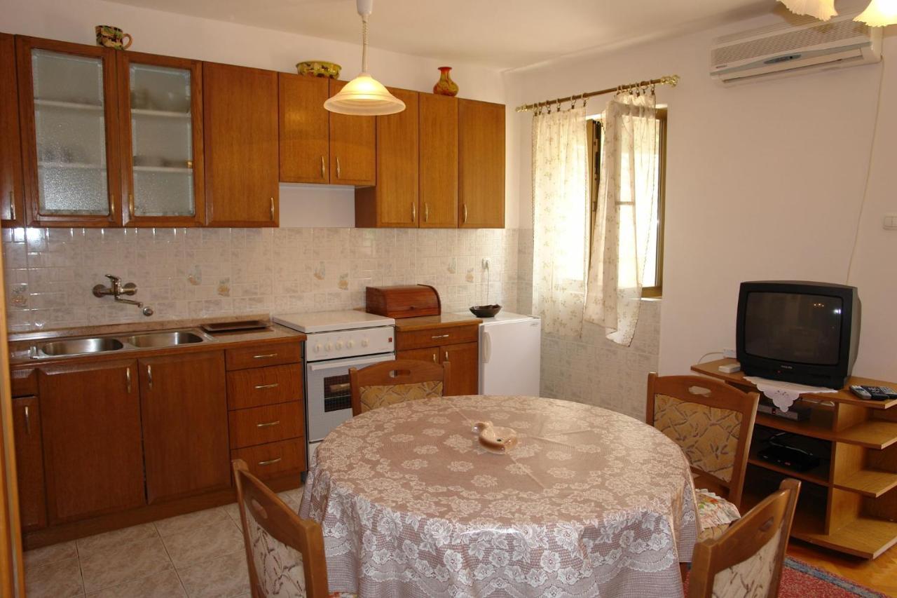 Apartments Nikolina Нови-Винодолски Экстерьер фото