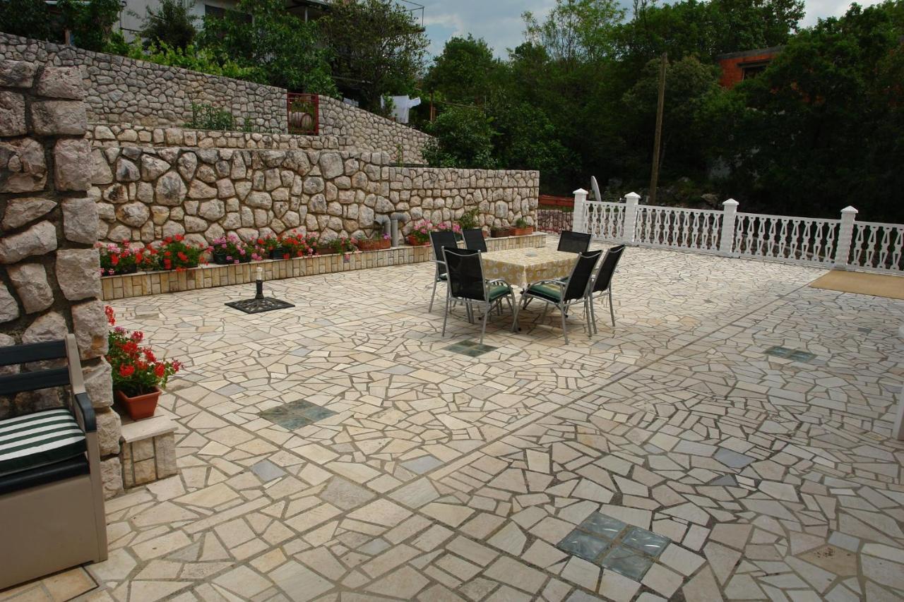 Apartments Nikolina Нови-Винодолски Экстерьер фото