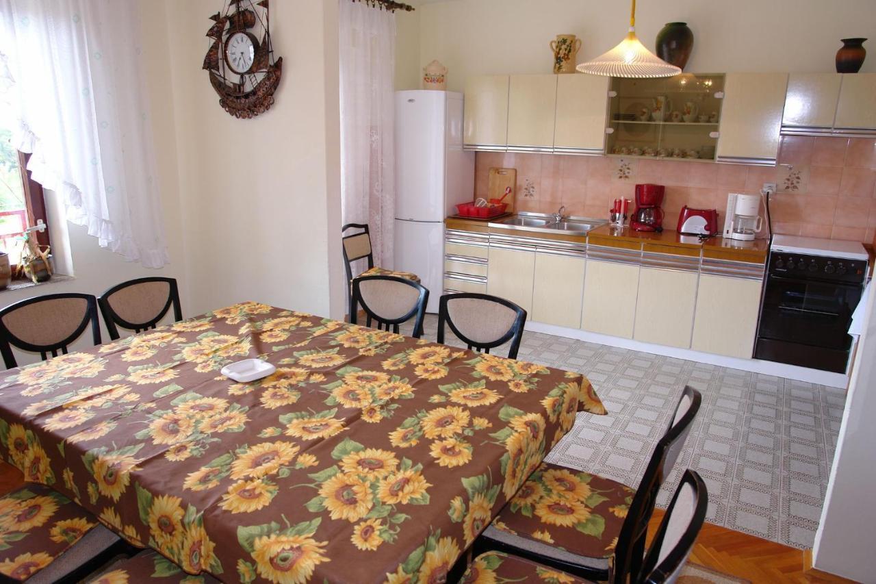 Apartments Nikolina Нови-Винодолски Экстерьер фото