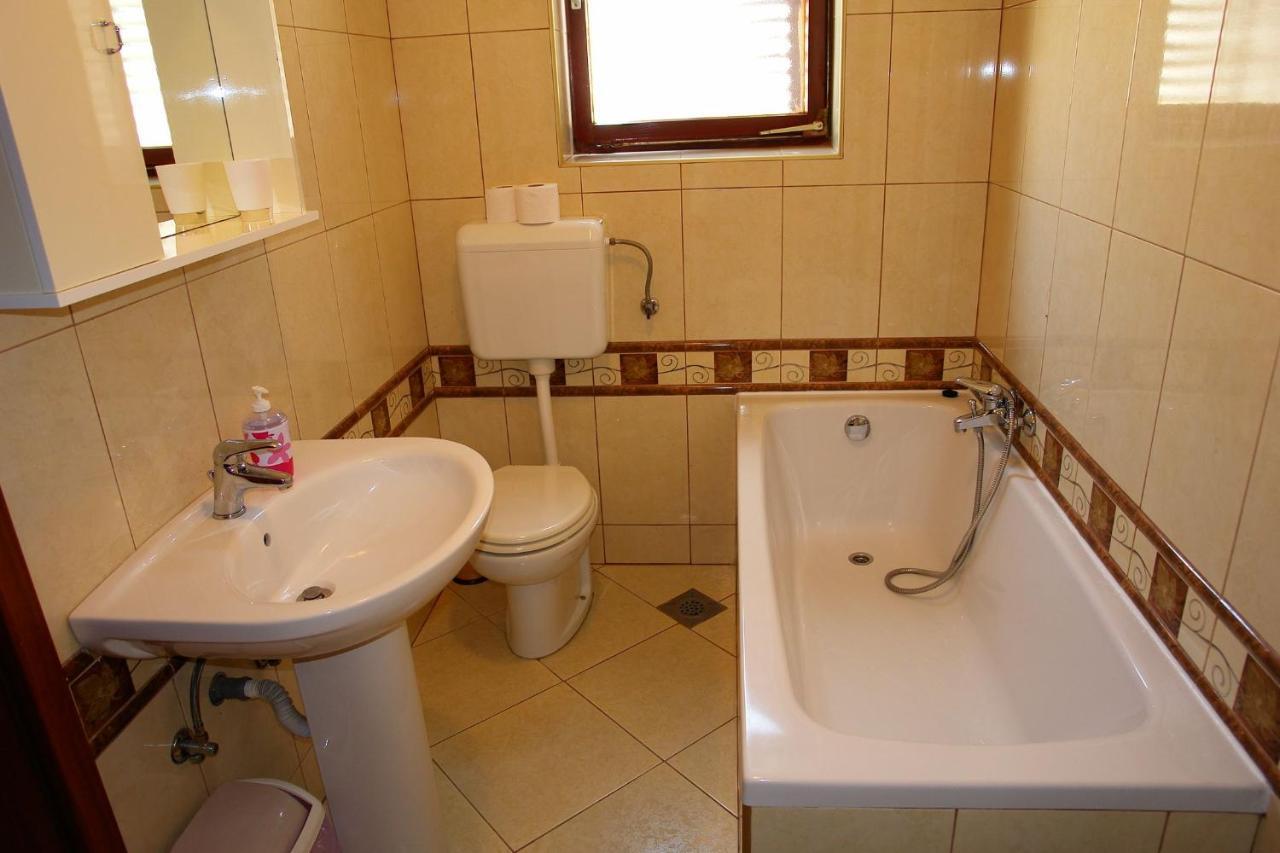 Apartments Nikolina Нови-Винодолски Экстерьер фото