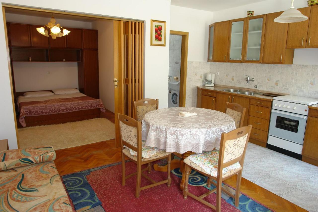 Apartments Nikolina Нови-Винодолски Экстерьер фото