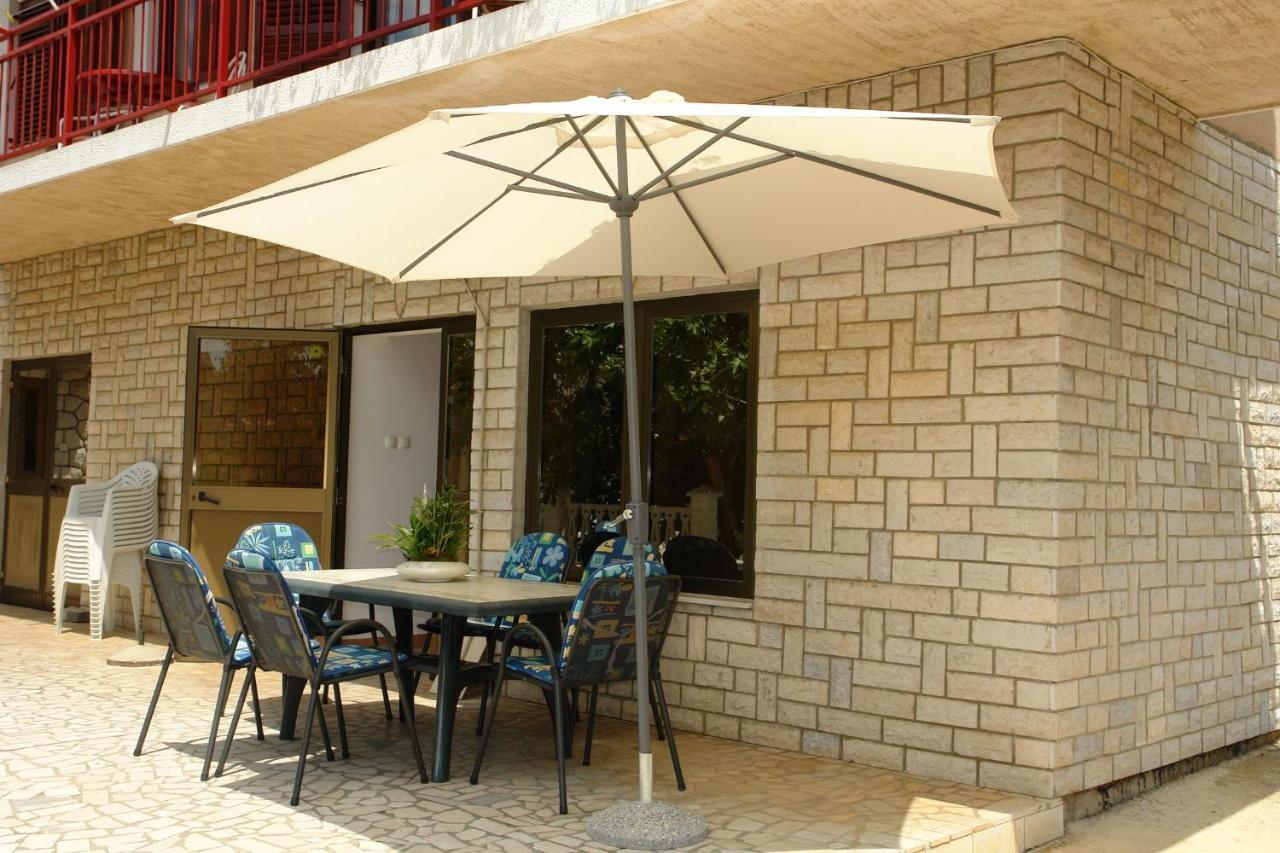 Apartments Nikolina Нови-Винодолски Экстерьер фото